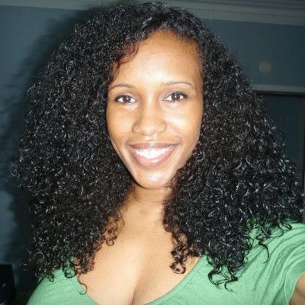 Meet your Posher, Hinda